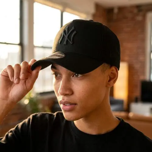 Alternative view of MLB Essentials New Era NEYYAN καπέλο μαύρο