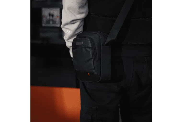 Τσαντάκι ώμου Cardinal 126 μαύρο 3 Τσαντάκι ώμου Cardinal 126 μαύρο